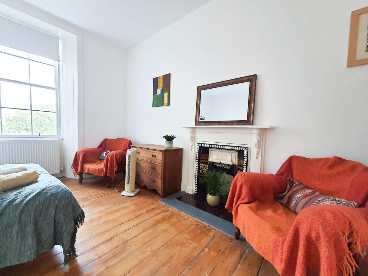 Edinburgh Charming Old Town Apartment Exterior photo